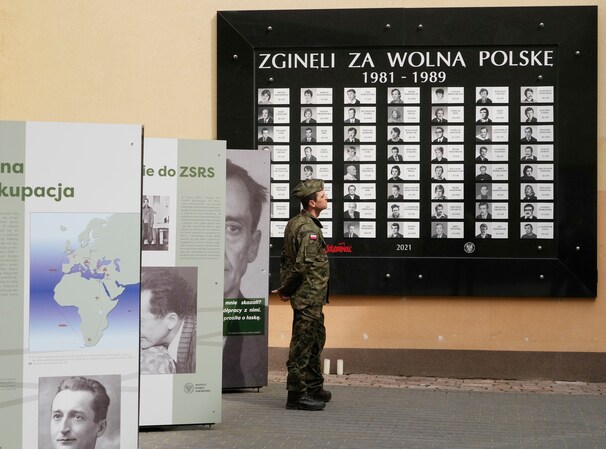 Israeli Holocaust memorial criticizes deal with Poland